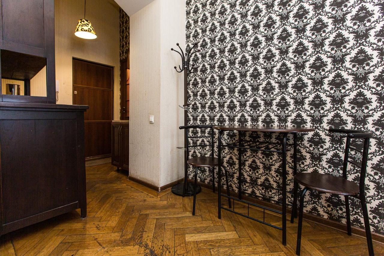 Квартира В Оренду На Копеника 12, Біля Палацу Потоцьких Lviv Ngoại thất bức ảnh